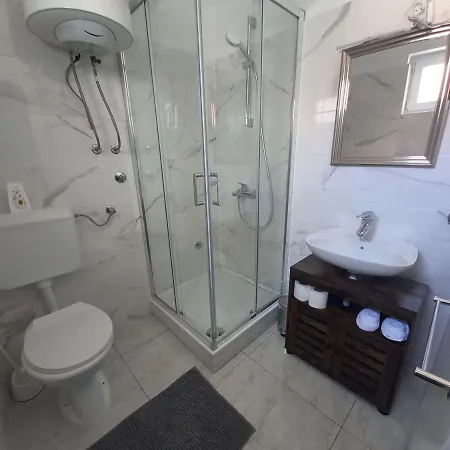 “jarnecic” Krk Town