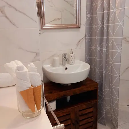 “jarnecic” Apartment *