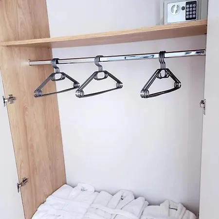 “jarnecic” Apartment