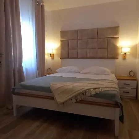 “jarnecic” Lejlighed *