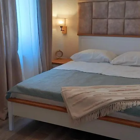 “jarnecic” * كرك