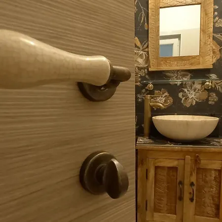 “jarnecic” شقة كرك